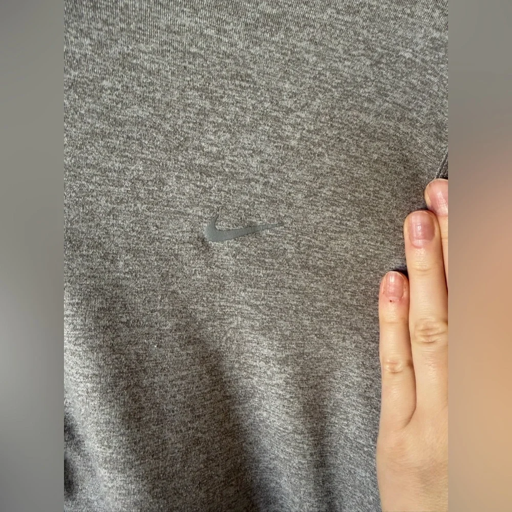 Nike Gray Dri-FIT Quarter-Zip Top - Picture 2 of 8